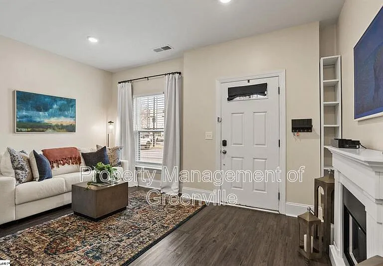 1505 E North St #2101 — Photo 20