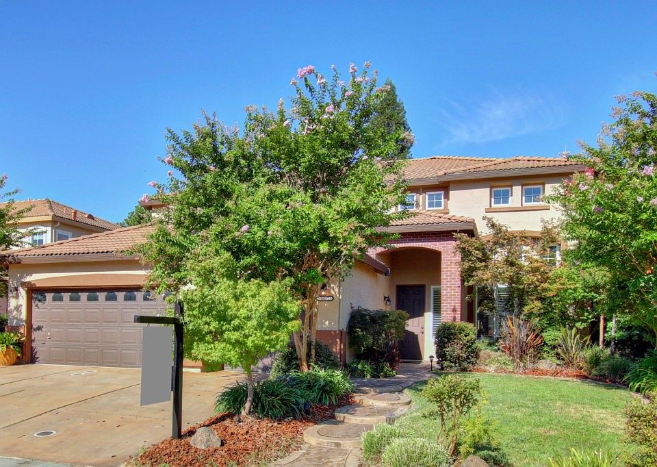 1st image of 3057 Mammoth Way