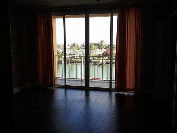 4th image of 161 Brightwater Dr APT 6