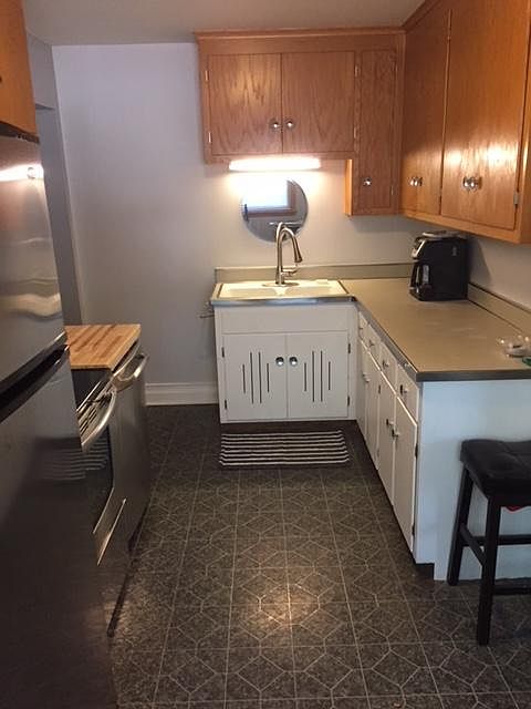 Upstairs Kitchen - New Appliances, The Counter is now upgraded to Granite