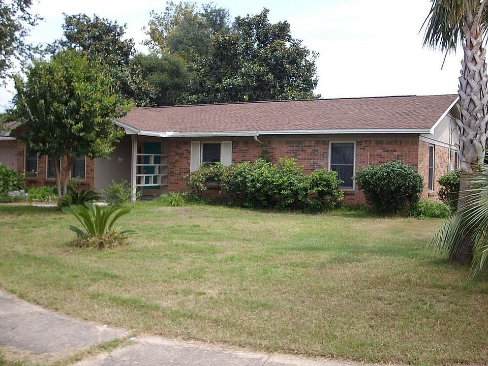 1st image of 448 Fleshman Dr