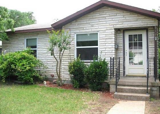 1st image of 917 Morris Dr