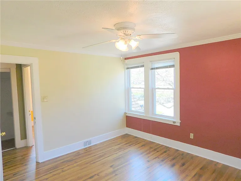 671 Shady Dr E — Photo 15