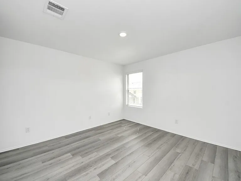 3815 Moss Hill Rd — Photo 35
