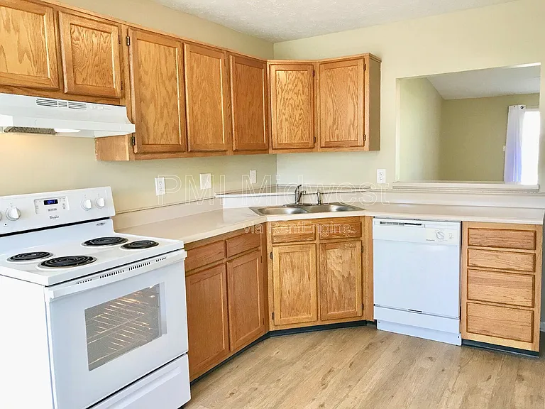 3215 Keystone Lakes Way — Photo 12