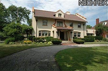 2nd image of 11018 Lake Ave