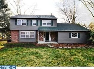 4 Washington Ln, Chadds Ford, PA 19317