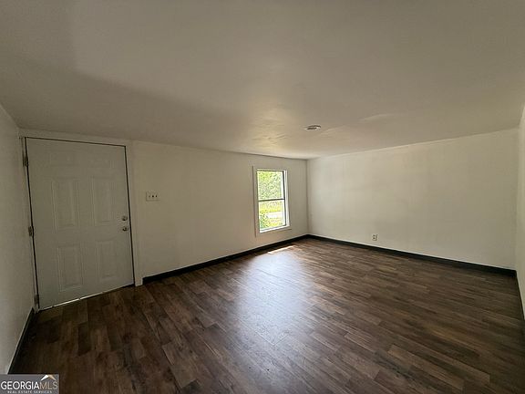 2nd image of 599 Twin Oaks Rd
