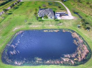 17200 Pineapple Ln, Fort Pierce, FL 34945