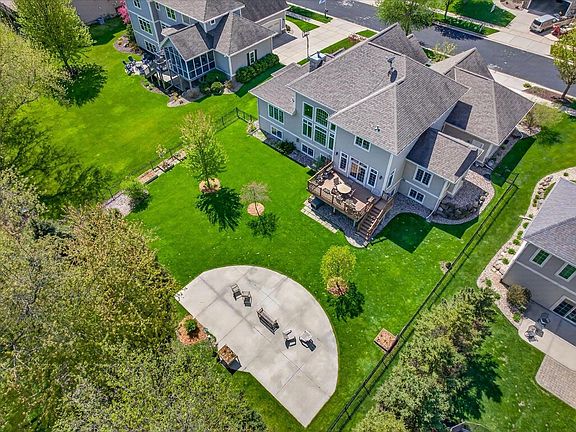 2nd image of 1736 Alysen Ln