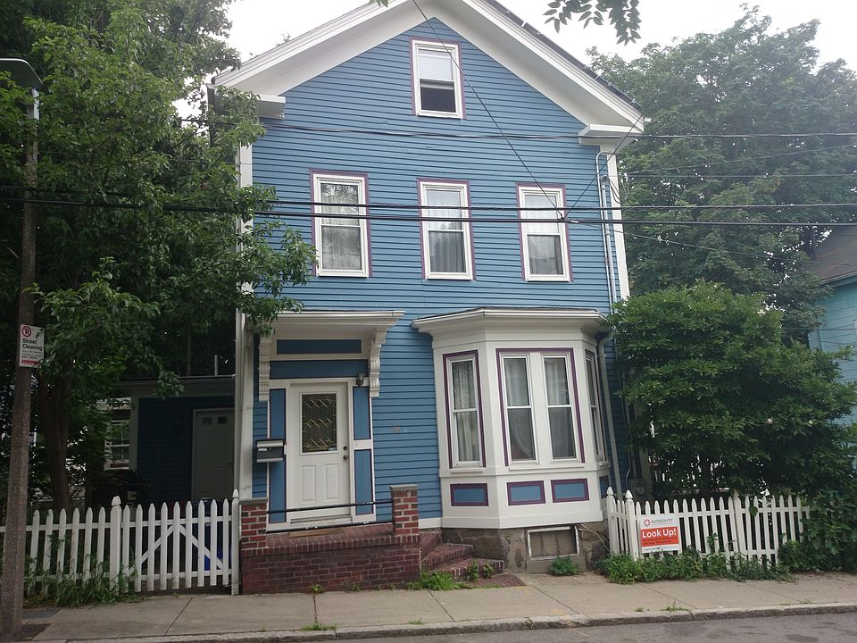 2nd image of 98 Forbes St