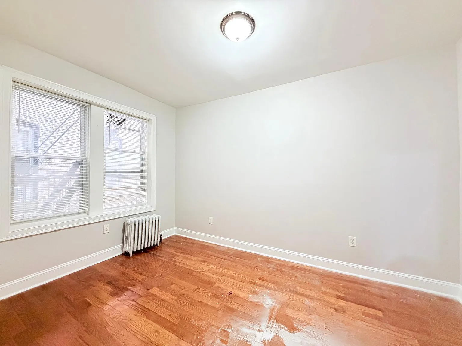 128 Corbin Avenue — Photo 3