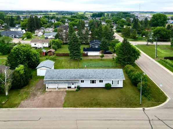 10202 S 99th Ave, Mackenzie County, AB T0H 2H0