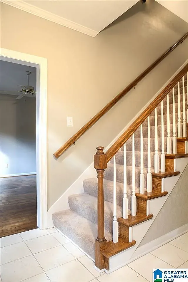 3 bed, 2.5 bath, 2546 sqft, $2,900 — Photo 2