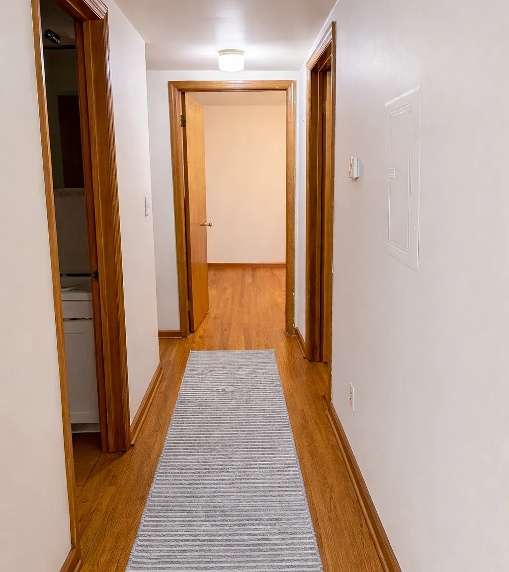 3 bed, $2,450 — Photo 3