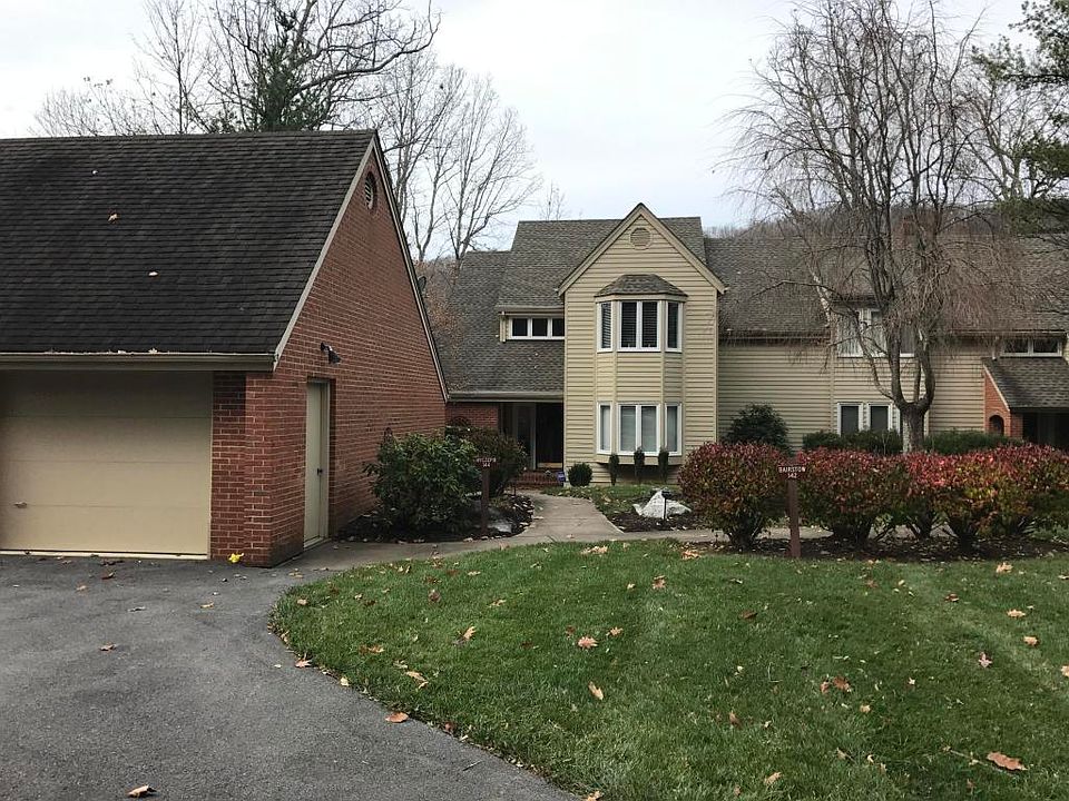 2nd image of 144 Fairway Dr