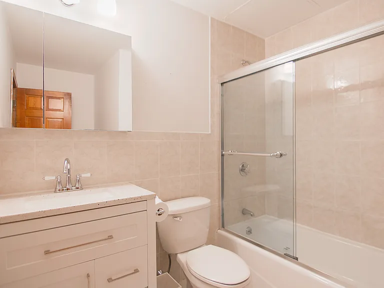 16 Marcella St #1 — Photo 9