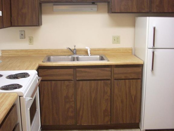 2nd image of 301 Kiwanis St APT 13