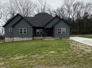 85 Mockingbird Ln, Hartsville, TN 37074