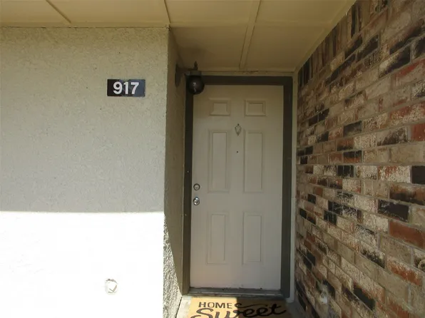 917 Turtle Cv #138, Irving, TX 75060
