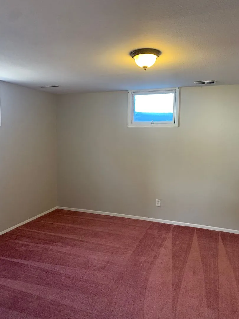2 Bedroom, 2 Bathroom, 2 Bonus Room Single Family Home — Photo 3