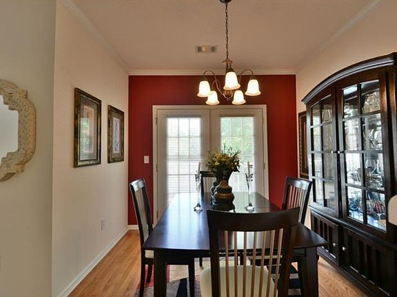 5th image of 608 Spring Heights Ln SE #608