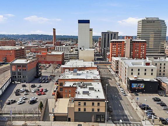 2nd image of 401 W 1st Ave