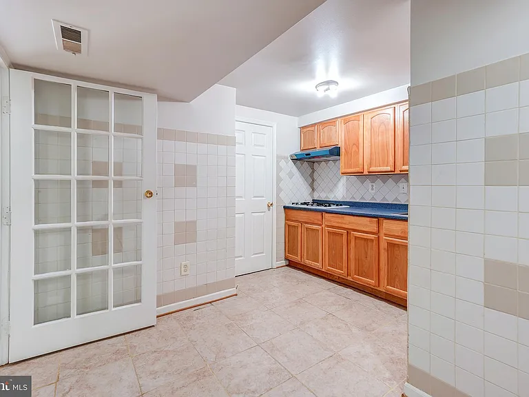 2708 Shanandale Dr — Photo 44