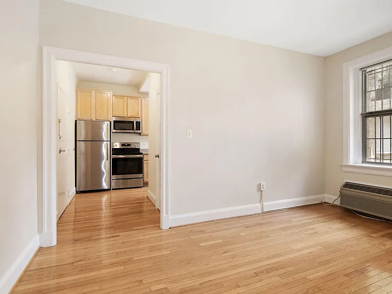 1401 Columbia Rd NW #113 — Photo 11