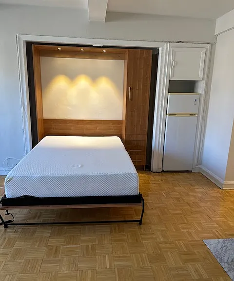 320 E 42nd St #2306 — Photo 7
