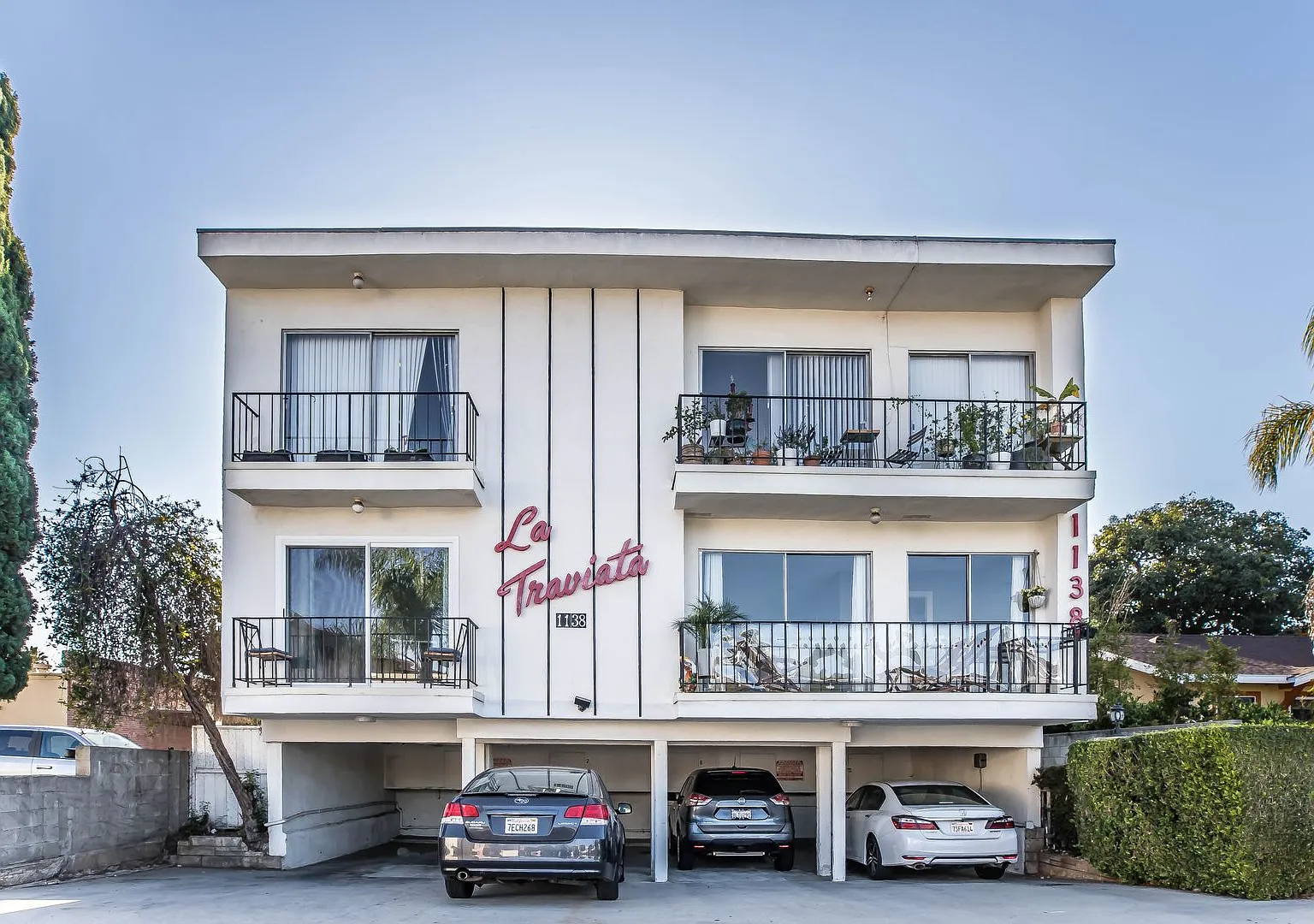 Fantastic Santa Monica Neighborhood 1+1 — Photo 1
