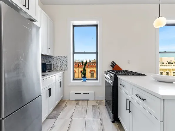 764 Saint Johns Pl APT 4C, Brooklyn, NY 11216