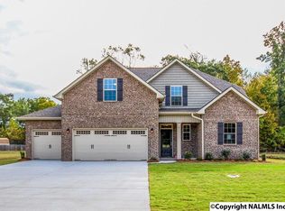 147 Legacy Trace Dr, Huntsville, AL 35806