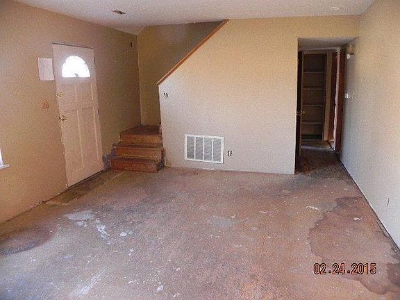 2nd image of 102 S Edgewood Dr