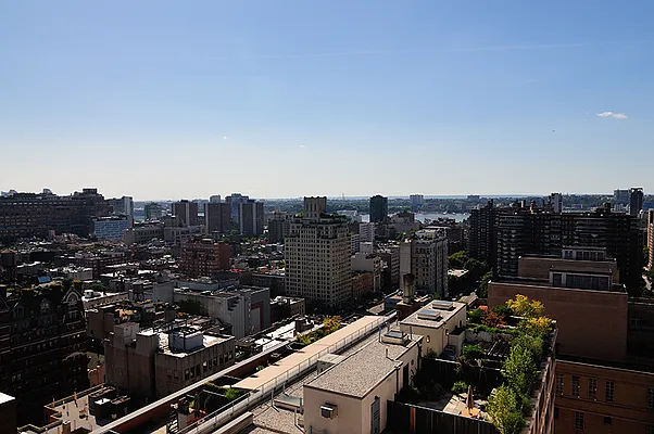 Rented by Fionn Campbell | media 9