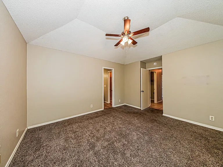 8117 Turtle Dove Dr — Photo 11