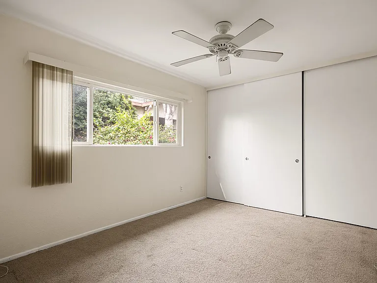 161 W Channel Rd #5 — Photo 18