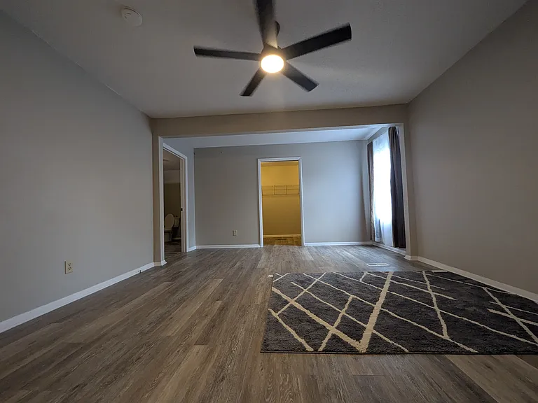 6521 Cadbury Dr — Photo 12