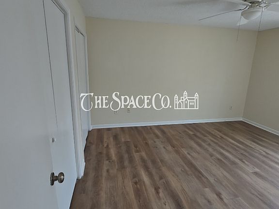 5th image of 1552 Evergreen St APT B