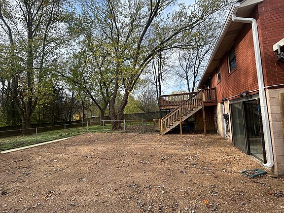 2nd image of 3241 Cloverwood Dr