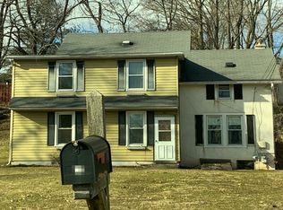 10 N 2nd St, Perkasie, PA 18944