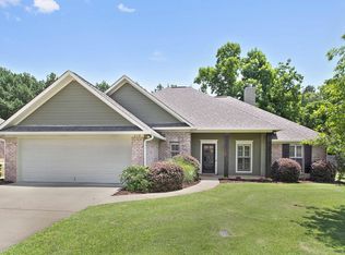 210 Woodland Way, Pearl, MS 39208