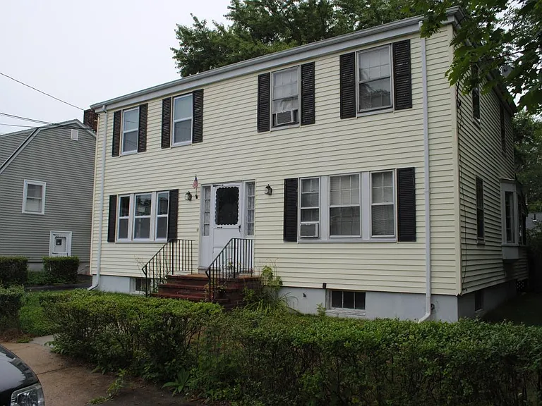28 Keystone St #1 — Photo 1