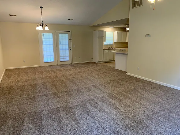 6 Red Haven Ct — Photo 3