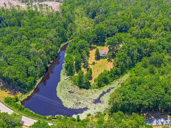 8501 Hickory Rd, South Chesterfield, VA 23803