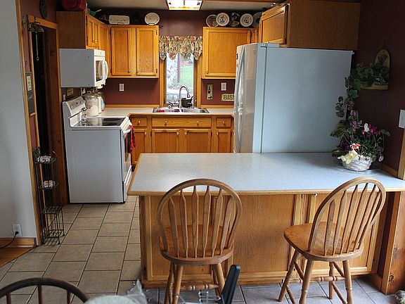 5th image of 1375 Laurabelle Dr