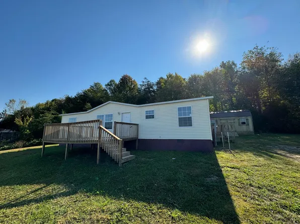 781 Dean Hundley Rd, East Bernstadt, KY 40729