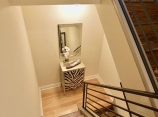329 E Allen St APT 1, Philadelphia, PA