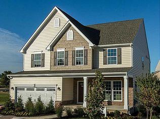 137 Oak Hill Ln, Smithfield, VA 23430
