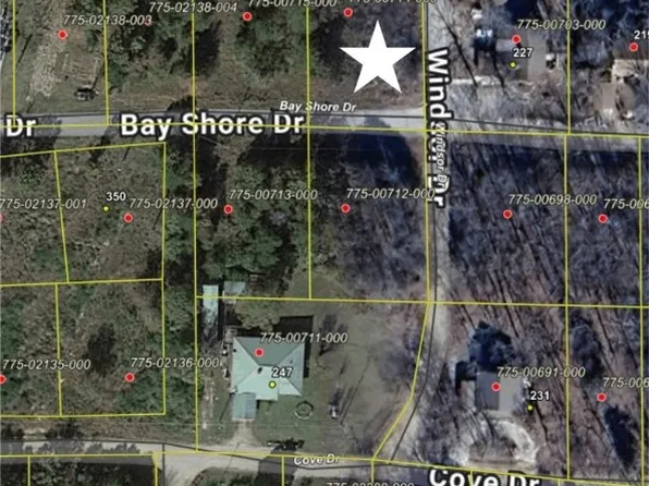 1 Bayshore Dr #1, Lead Hill, AR 72644